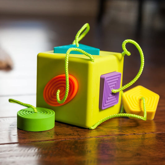 Oombee Cube-1